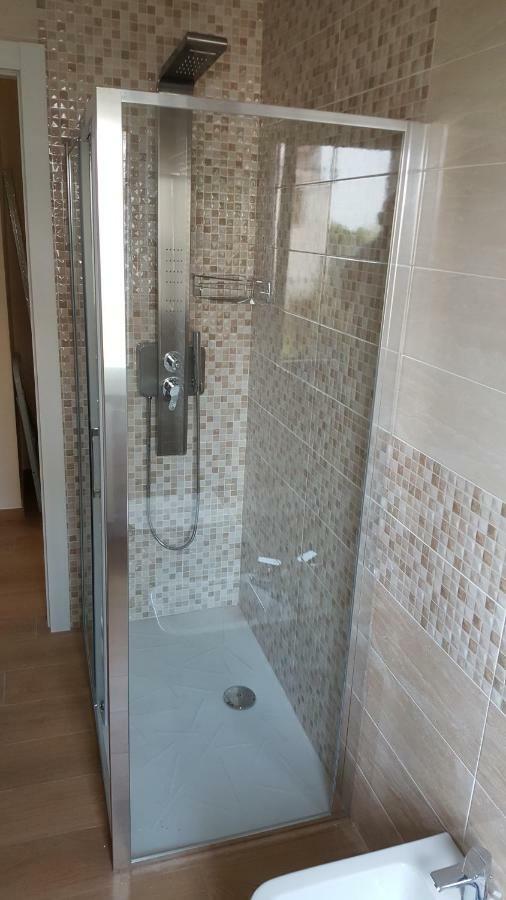 Le Rive Apartment Desenzano del Garda Luaran gambar