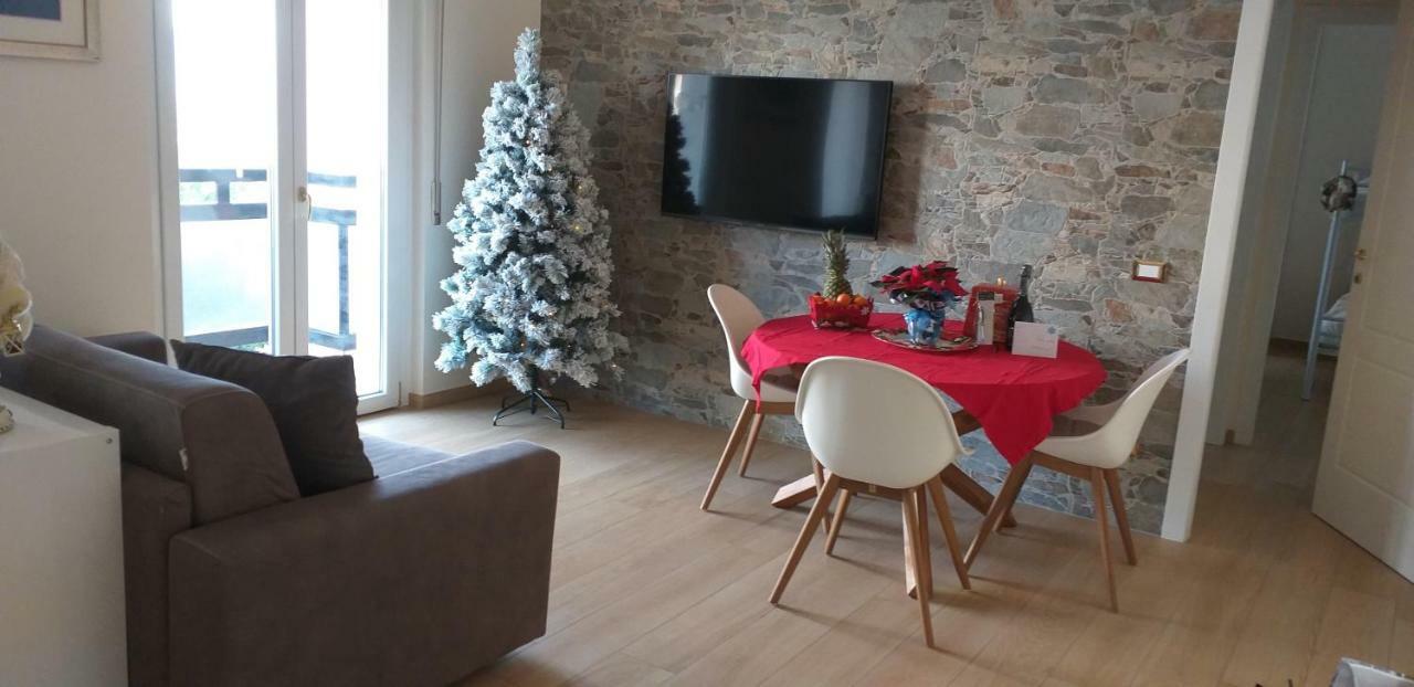 Le Rive Apartment Desenzano del Garda Luaran gambar